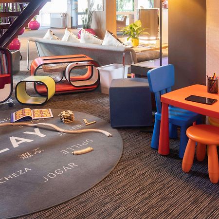 Novotel Genève Aéroport France Ferney-Voltaire Buitenkant foto