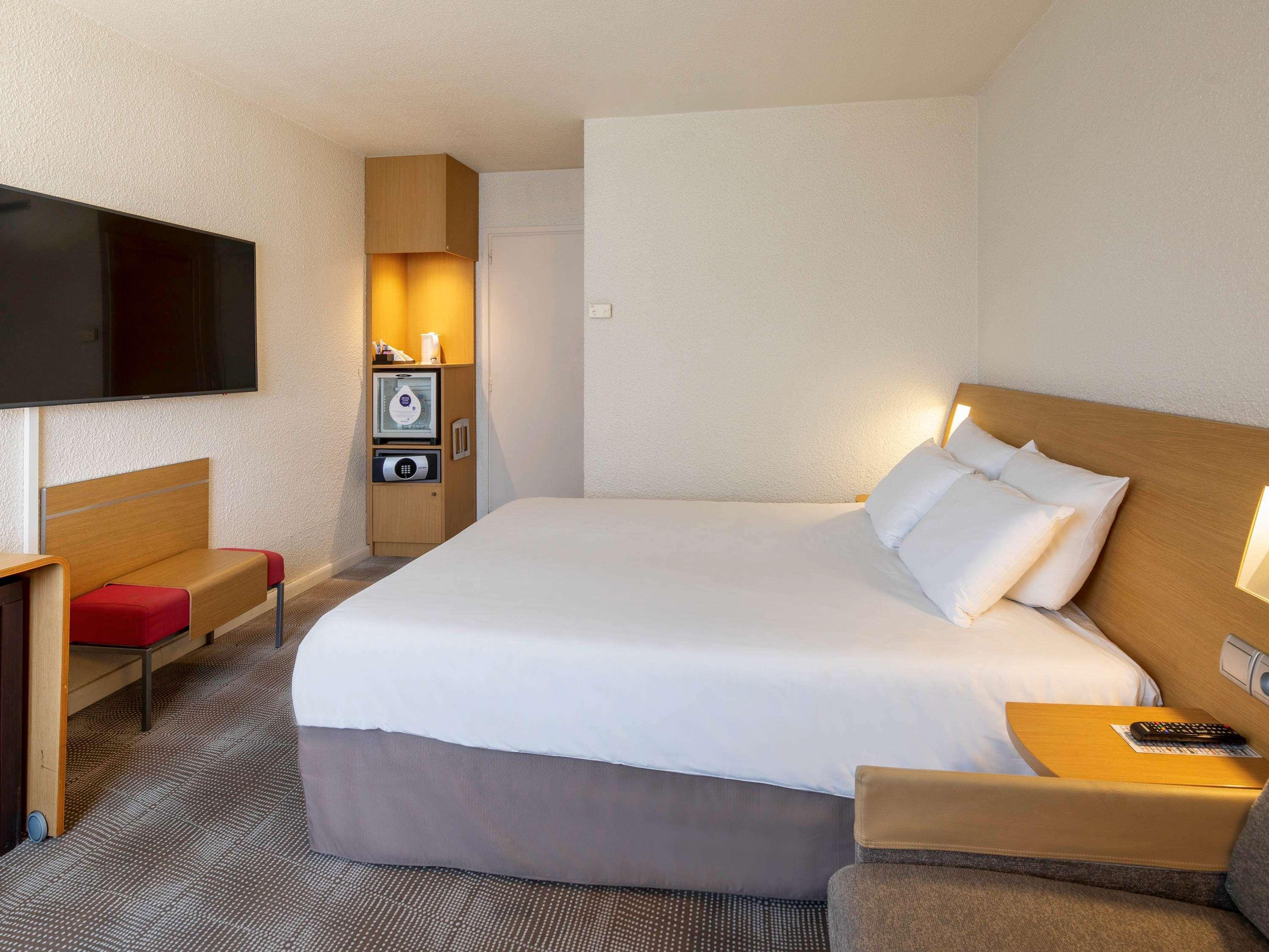 Novotel Genève Aéroport France Ferney-Voltaire Buitenkant foto