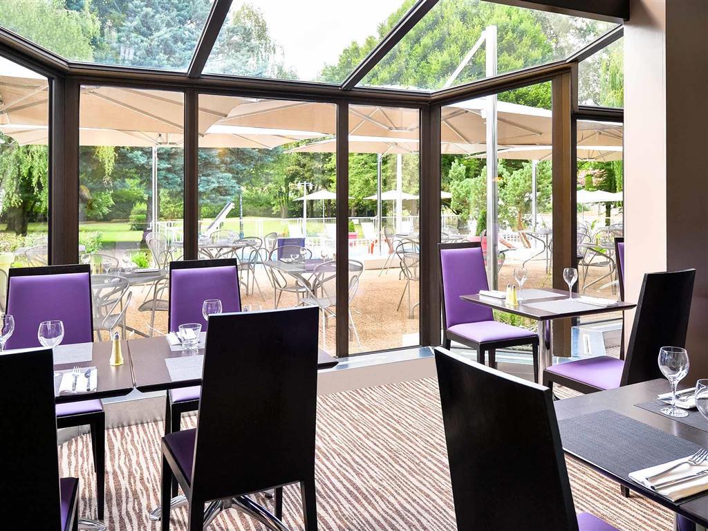 Novotel Genève Aéroport France Ferney-Voltaire Buitenkant foto