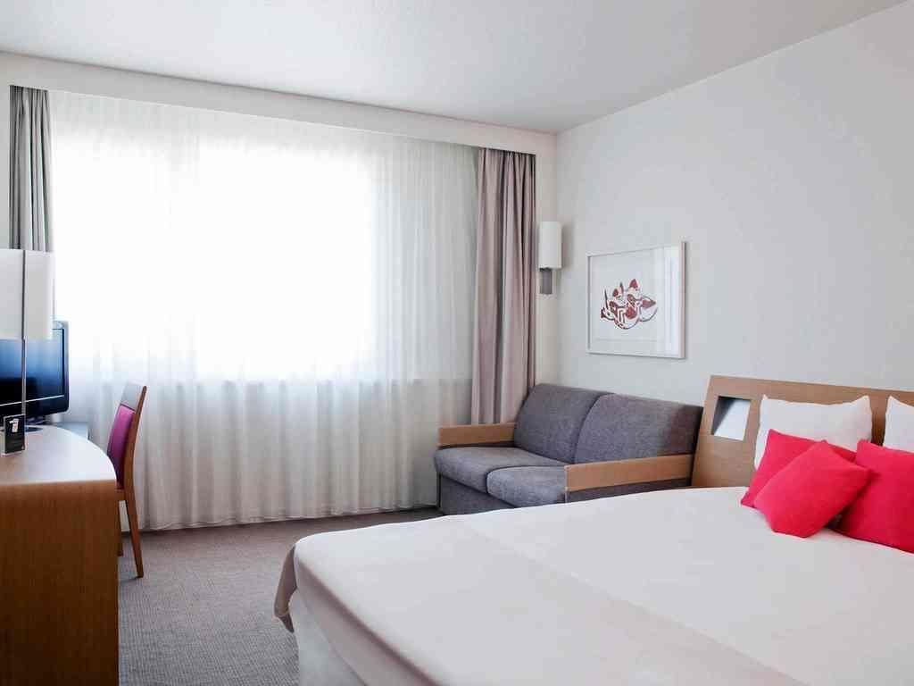 Novotel Genève Aéroport France Ferney-Voltaire Buitenkant foto