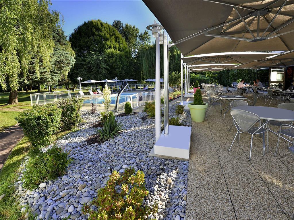 Novotel Genève Aéroport France Ferney-Voltaire Buitenkant foto