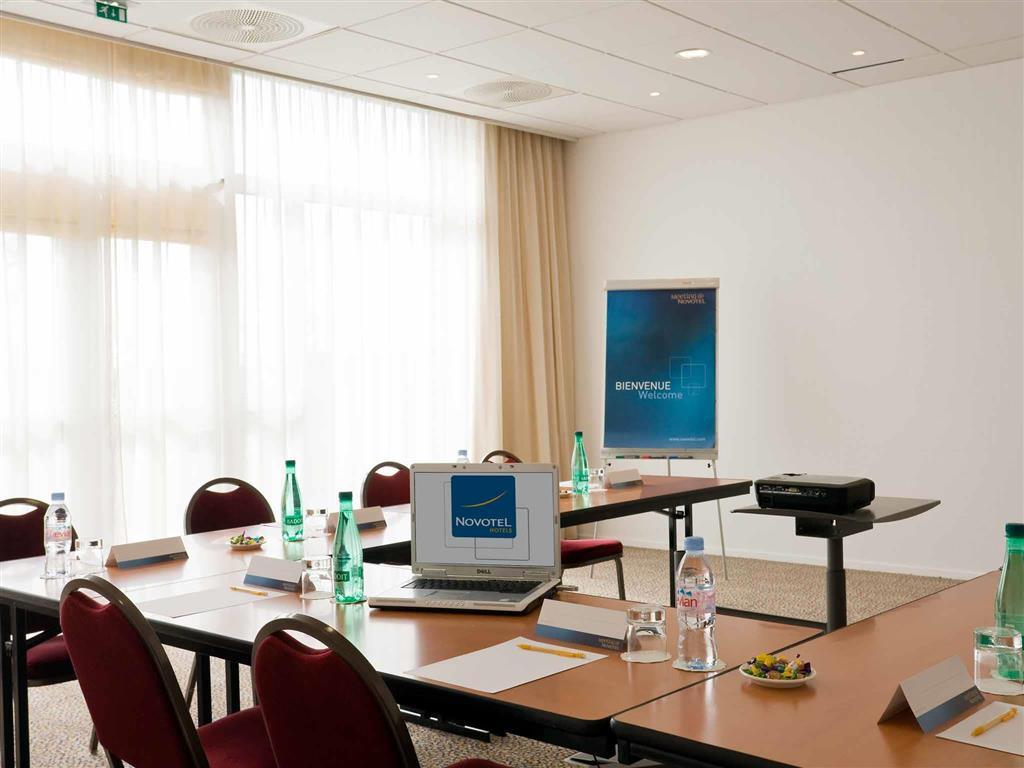 Novotel Genève Aéroport France Ferney-Voltaire Buitenkant foto