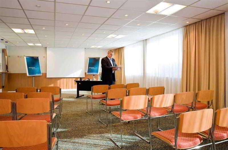 Novotel Genève Aéroport France Ferney-Voltaire Buitenkant foto