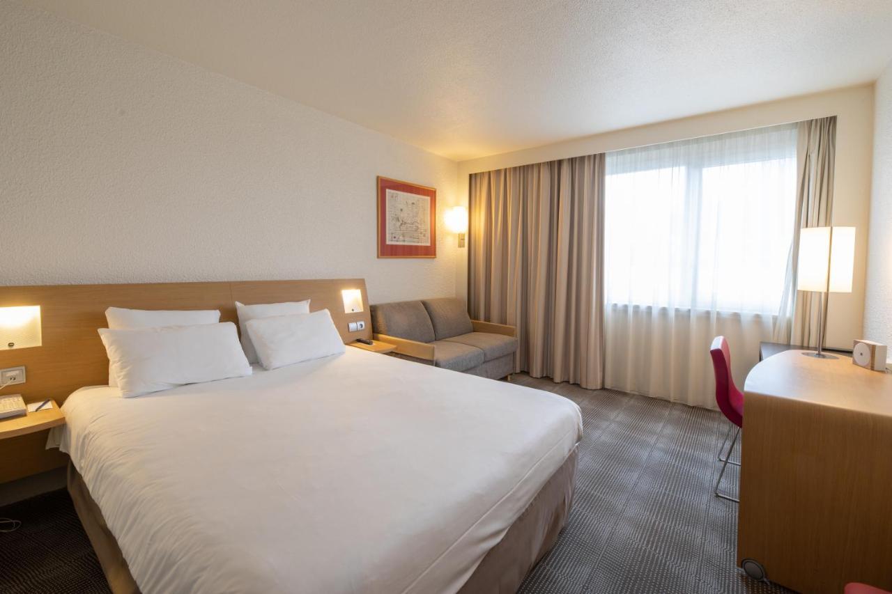Novotel Genève Aéroport France Ferney-Voltaire Buitenkant foto